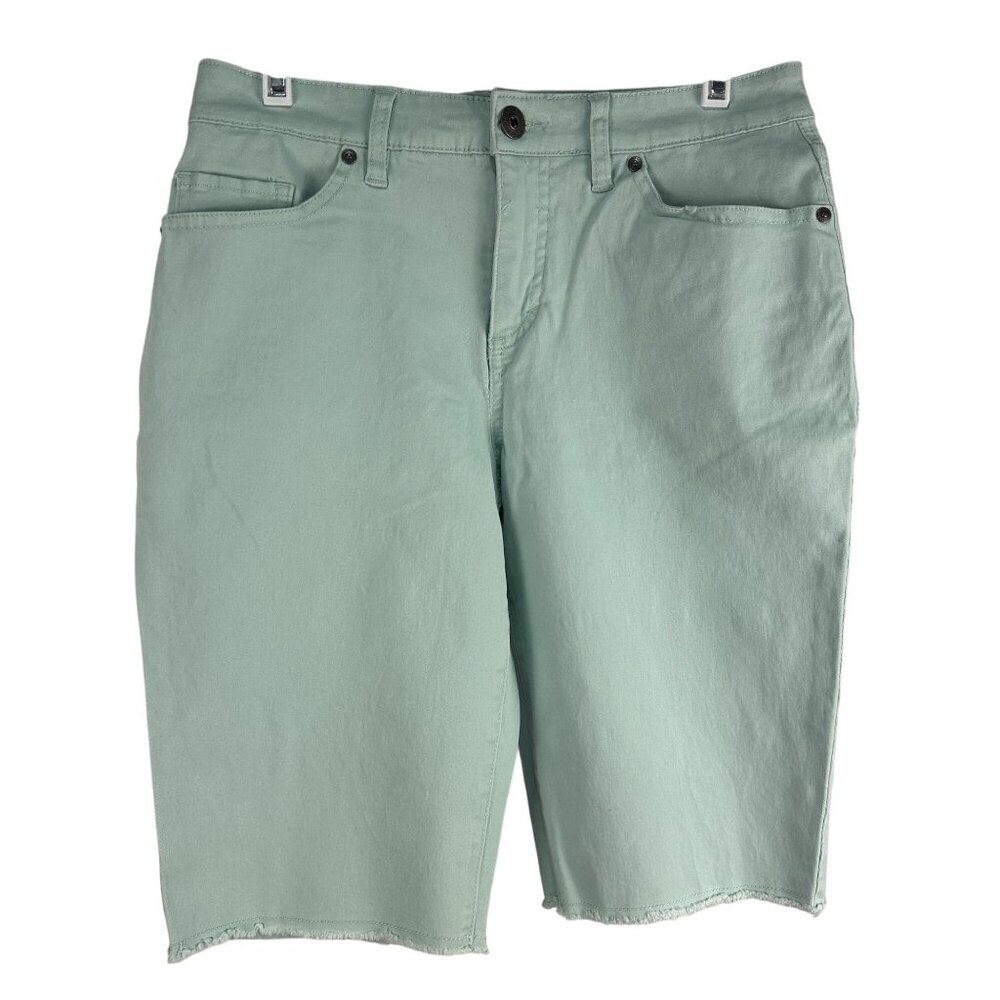 Style & Co Bermuda Womens Shorts Size 4 Mint Green 98% Cotton 2% Spandex